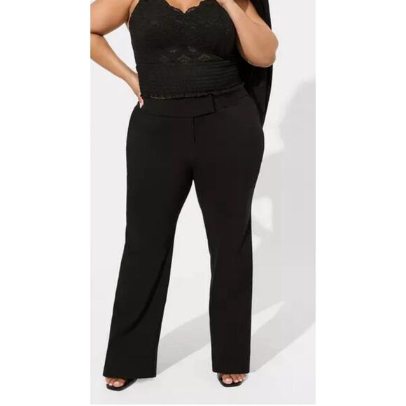 NWT Torrid Studio Relax Boot Millennial Stretch High Rise Trouser Pant Black 30R - Picture 1 of 6